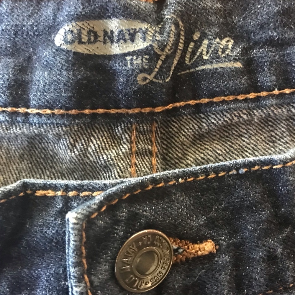Old Navy Shorts, Size 8 - Picture 3 of 6
